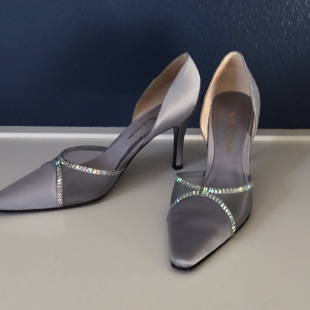 Shoes - Picture 2 of 4